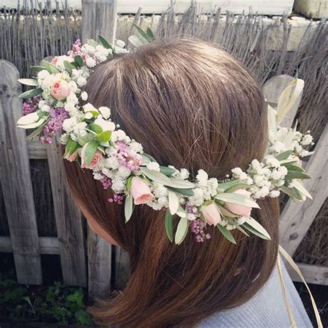Diademas con adornos tipo joya. Flores para bodas rústicas | Coronas de flores ...
