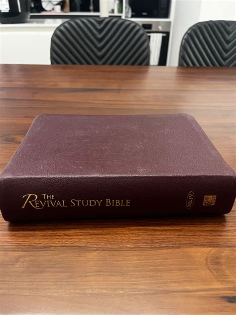 The Revival Study Bible Nkjv Hobbies And Toys Books And Magazines