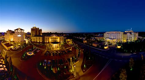 I really like europapark and i have already visited it for three times. Immerse yourself in a paradise far away from the daily ...