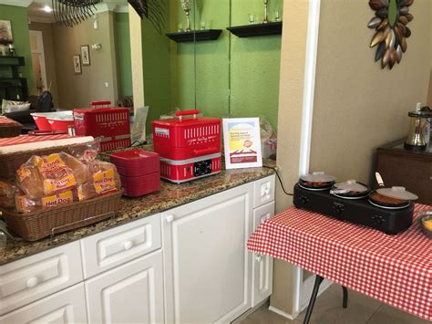 Did you know you could purchase brand new kitchen or bathroom cabinets with thertastore.com. Crosswynde- Tampa, Fl Resident Hot Dog Luncheon | Kitchen ...