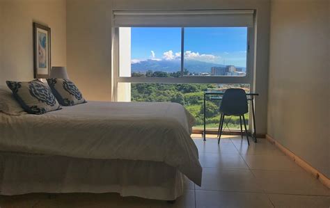 Private room ∙ 4 guests ∙ 1 bedroom. Stunishing One bedroom Apartment with view to river ...