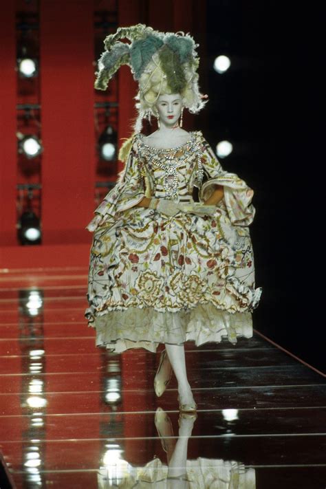 christian dior fall 2000 couture collection runway looks beauty models and reviews