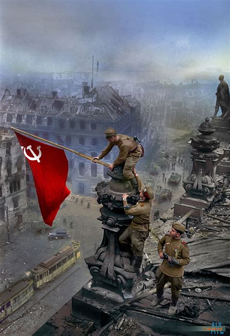 Rasing The Soviet Flag Over The Reichstag War Photography History