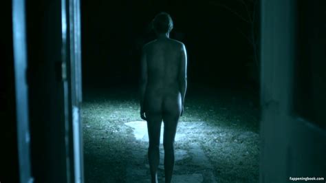 Gretchen Mol Nude Sexy The Fappening Uncensored Photo