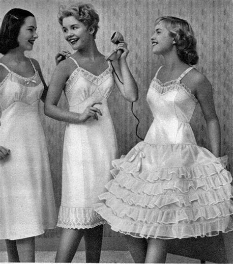1950s Retro Lingerie Lingerie Models Women Lingerie Vintage Slips White Vintage 1950s