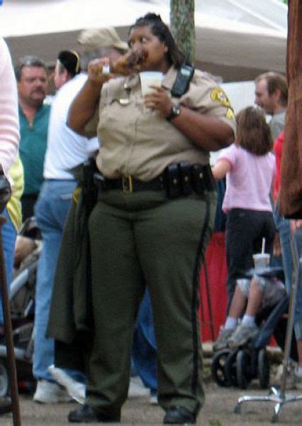 Such Fat Cops 25 Pics