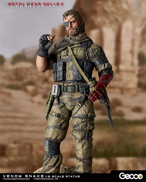 Venom snake is also the second playable character whose true role is revealed via a plot twist, similar to raiden in metal gear solid 2: Metal Gear Solid V: The Phantom Pain - Venom Snake Statue ...