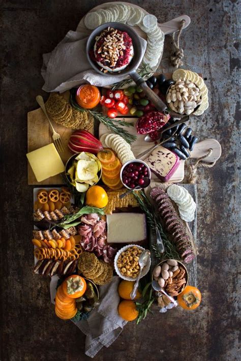 5 Tips For Building The Ultimate Holiday Charcuterie Board ⋆ This Mess