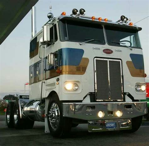 Pin By Daniel V Camp On Crazy For Cabovers Big Rig Trucks Big
