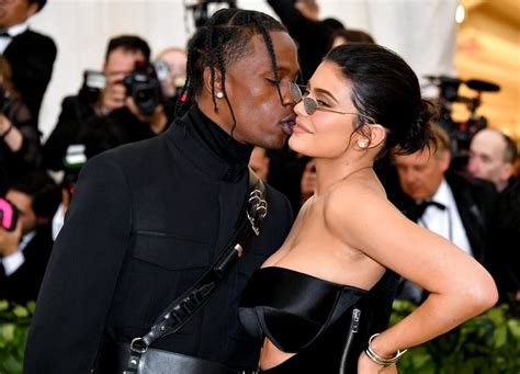 Kylie Jenner And Travis Scott At The 2018 Met Gala Popsugar Celebrity Uk