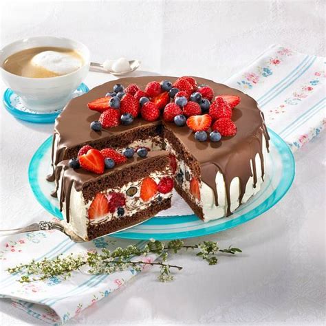 Jetzt ausprobieren mit ♥ chefkoch.de ♥. Schoko Sahne Torte Mit Beeren - Geburtstagstorte