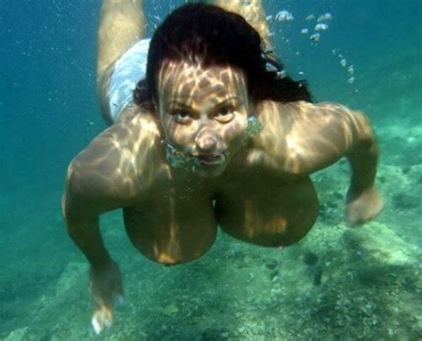 Underwater Love Limonia