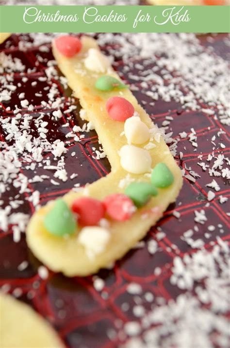 Because holiday parties are all about the apps. Edible Christmas Crafts for Kids