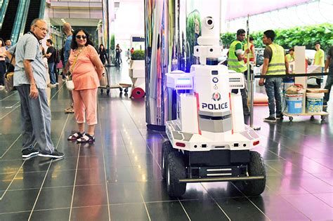 Singapore To Put More Police Robots On The Streets Borneo Bulletin Online