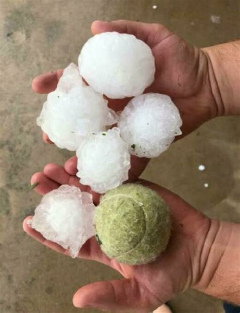 Natures Fury As Giant Hailstones Rain Down St George And Sutherland