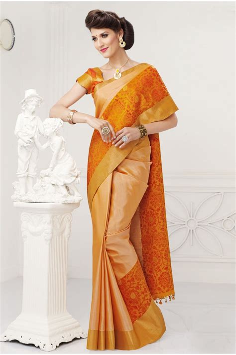 Gold Pure Silk Splendid Zari Weaved Saree With Gold Border Sr10380