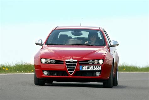 Gilt Alfa Romeo als Erfinder der Sport-Limousine? - Magazin