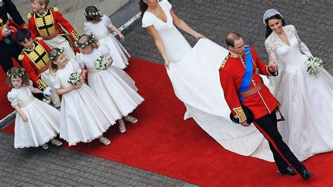 Kate Middleton Second Wedding Dress Glamour Uk