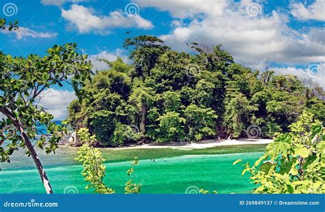 Beautiful Caribbean Island Beach Lagoon White Sand Turquoise Water