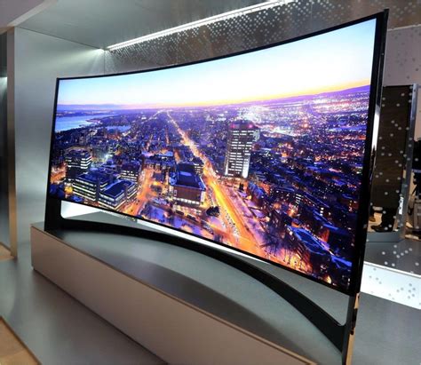 Samsungs U9500 Is A Curved Ultra High Definition 219 Television