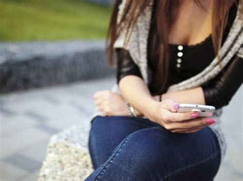 Sexting Whats The Big Deal Psychology Today