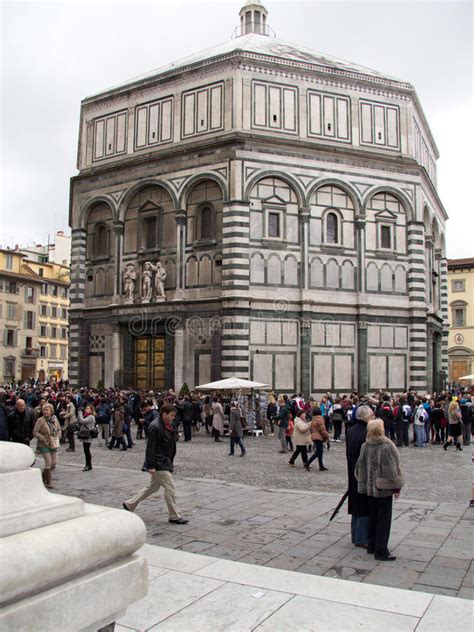 Baptistery Of St John In Piazza Del Duomo Florence Editorial Stock
