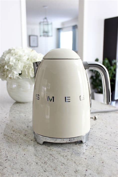 The smeg blf01 blender s one of the products that have won several international prizes. Cold Brew Coffee | Smeg kettle, Smeg, Kettle