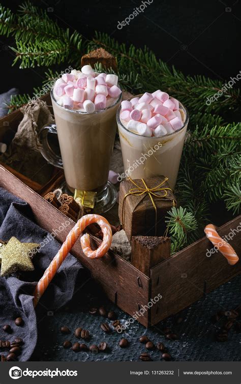 Recipes & stories # 114 elsa pudding for 225k xp. Christmas Cafe latte with marshmallow — Stock Photo ...