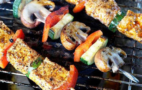 Easy Camping Food Ideas: Best Recipes + Advices from the Experts