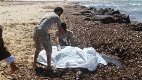 Report Over 130 Migrant Bodies Wash Ashore In Libya Huffpost The Worldpost