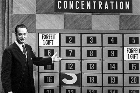 Solve the puzzle before your opponent to win and advance to the bonus round! Concentration game show. 1958 -1972. | Game show, Tv show ...