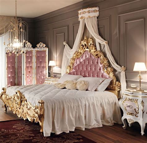 Luxury Bedroom I Absolutely Love The Pink Not Crazy About The Gold