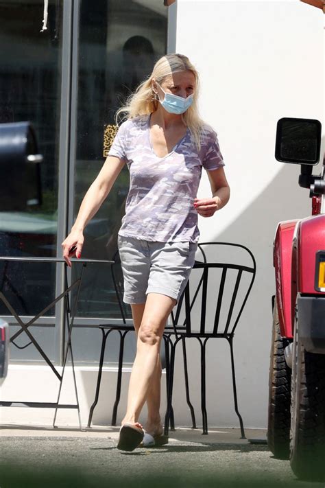 gwyneth paltrow spotted in the hamptons gotceleb