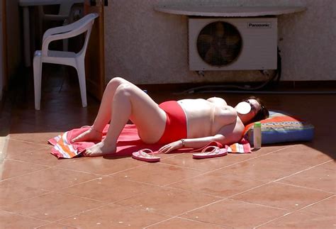 Nude Sunbathing 7 Pics XHamster