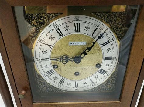Barwick Western Triple Chime Pillar Scroll Mantle Clock Howard Miller