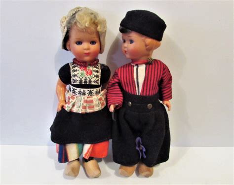 Pair Of Vintage Dutch Dolls Wearing National Costume Haly Etsy Uk