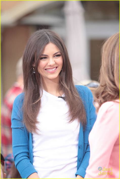 Victoria Justice Extra Extra Photo 465785 Photo Gallery Just