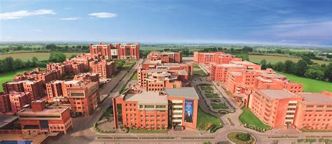 Amity University Admission 2024 Courses And Fee Structure