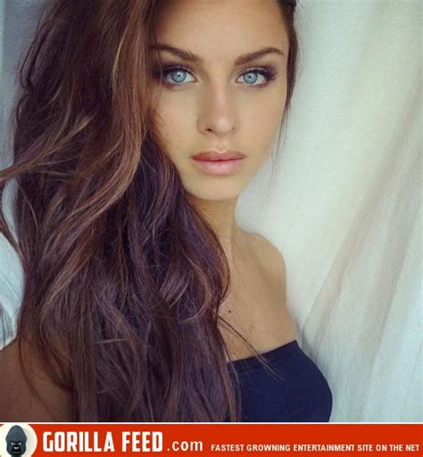 Brunettes With Blue Eyes The Sexiest Combination Ever Pictures
