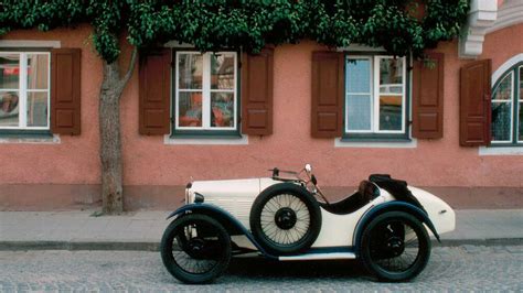 Zu den handelsobjekten gehören finanzinstrumente (beispielsweise wertpapiere), devisen oder andere an einer börse gehandelten fungiblen wirtschaftsgüter. 90 Jahre BMW Roadster: Aller Sportwagen Anfang