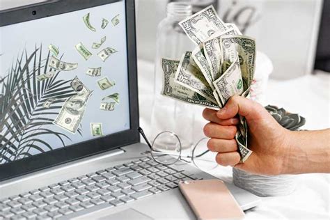 I started blogging because i couldn't find what i was looking for online, but there's no reason you can't write about what's already out there. Easy Ways Anyone Can Earn Money Online Legitimately - Playcast Media