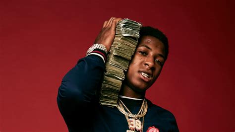 Red friday shooters2x lil durk: NBA Youngboy In Red Background With Money Bundle On Neck ...