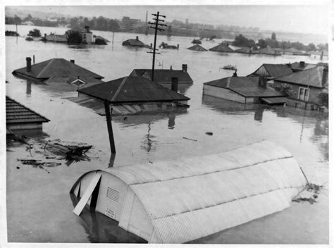 1955 Flood Maitland Maitland Hospital Can Be Seen In The Background