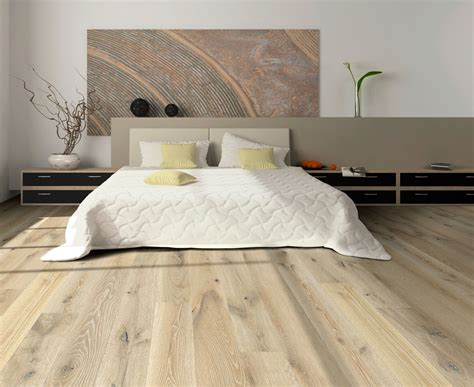 When you choose to install hardwood floors, you are choosing to increase the value of your home. Making A Small Room Bigger With Hardwood Floors | T & G ...