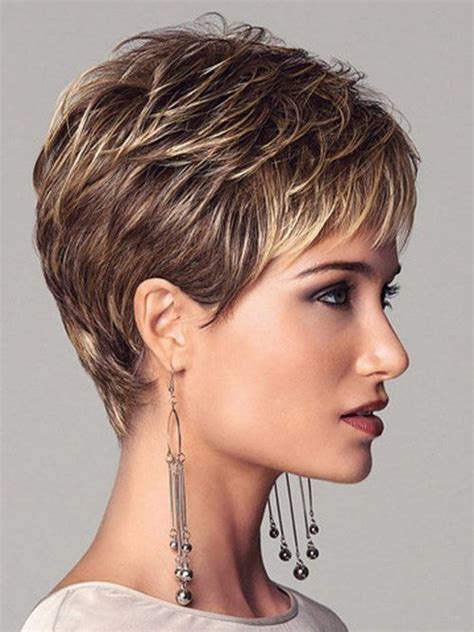 As one of the coolest wedge haircuts, this sleek and short in the back hairstyle has a special flavor that is mostly offered by its gorgeous silver color. Pin su Hairstyles