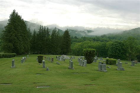 Burial Mausoleum And Cremation Options Rose Hills Memorial Park