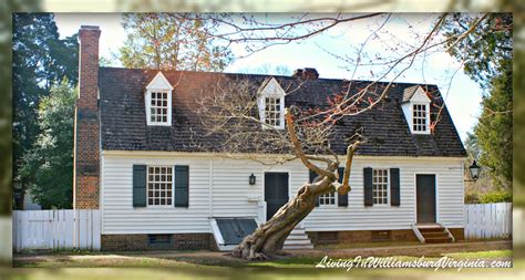 Living In Williamsburg Virginia The Colonial House Colonial