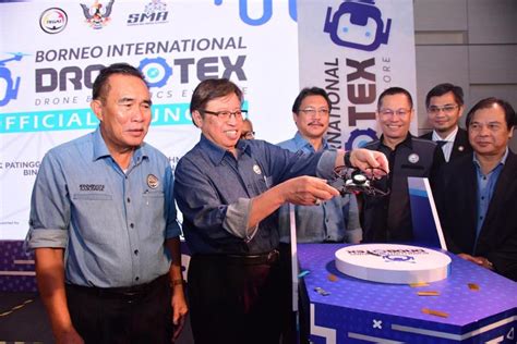 Chief minister of sarawak and ministry of planning and resource management pejabat ketua menteri sarawak tingkat 22, wisma bapa malaysia petra jaya, 93503 kuching tel: Ketua Menteri mahu lebih banyak pelajar Sarawak sertai ...