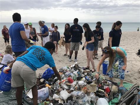 Hundreds Of Hollywood Beachgoers Clean Up Trash In Honor Of Earth Day