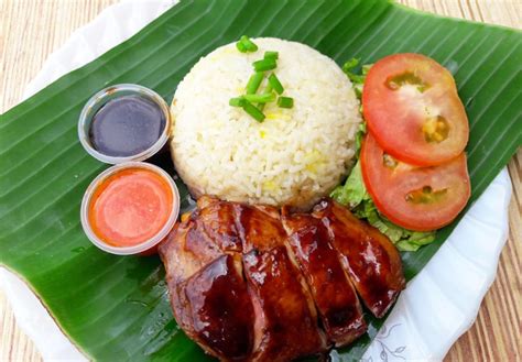 Nasi ayam hainan merupakan tradisi dan seni memasak hainan yang diterapkan oleh populasi orang tionghoa perantauan dikawasan berikut ini adalah cara membuat ayam hainan ala chinese food yang mudah dan enak seperti di bawah ini : Resepi Nasi Ayam Simple Yang Sedap (Lengkap Dengan Sos ...